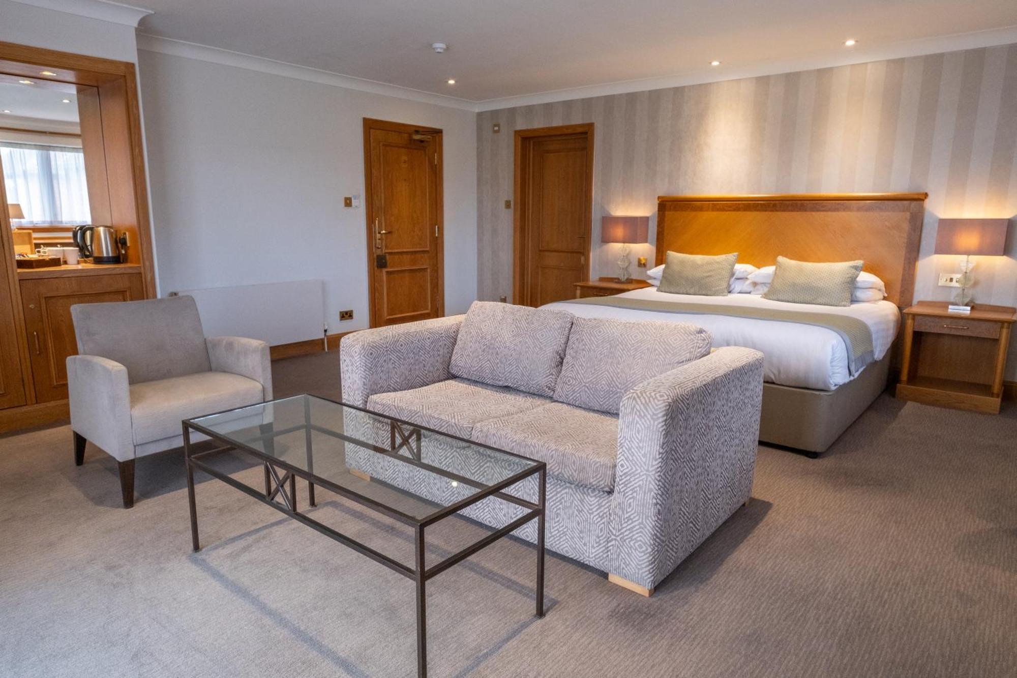 Hotel Dale Hill